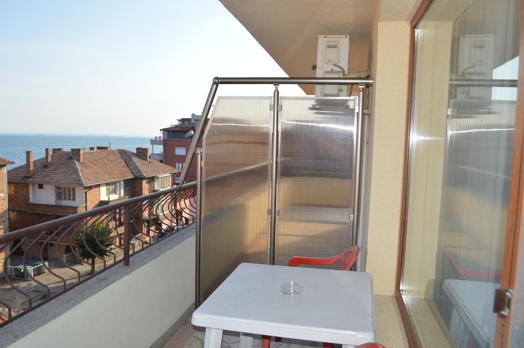 Stamatovi Family Hotel Ahyolu Dış mekan fotoğraf